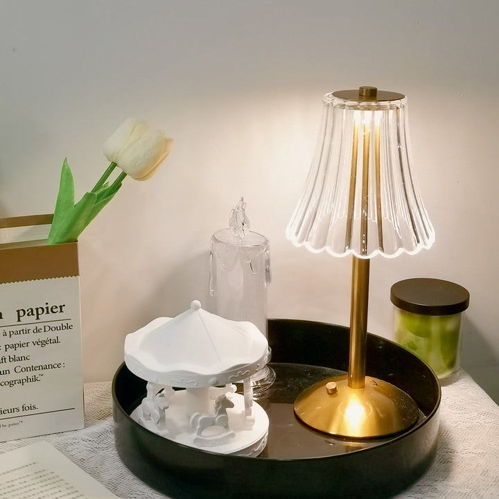 Lisslune | RadiantGold – Elegant Portable Table Lamp