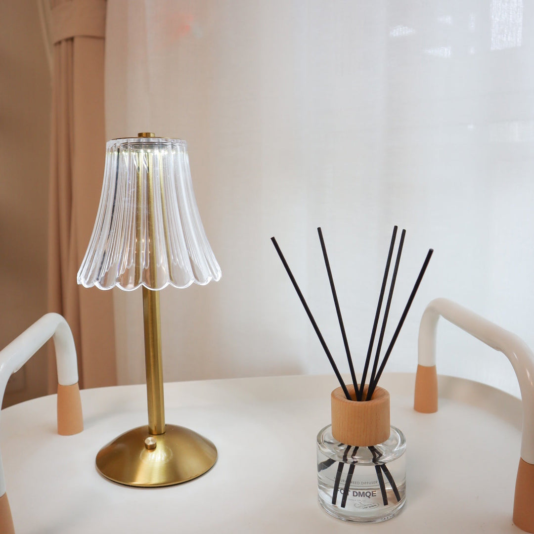 Lisslune | RadiantGold – Elegant Portable Table Lamp