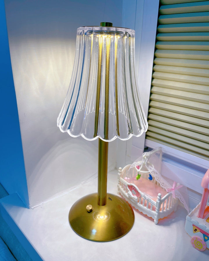 Lisslune | RadiantGold – Elegant Portable Table Lamp