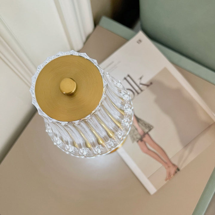 Lisslune | RadiantGold – Elegant Portable Table Lamp