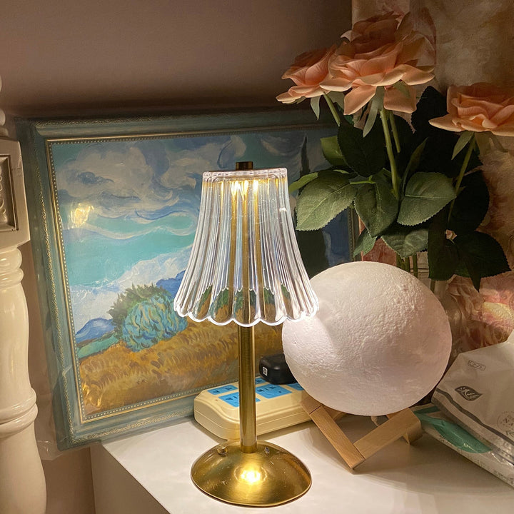 Lisslune | RadiantGold – Elegant Portable Table Lamp