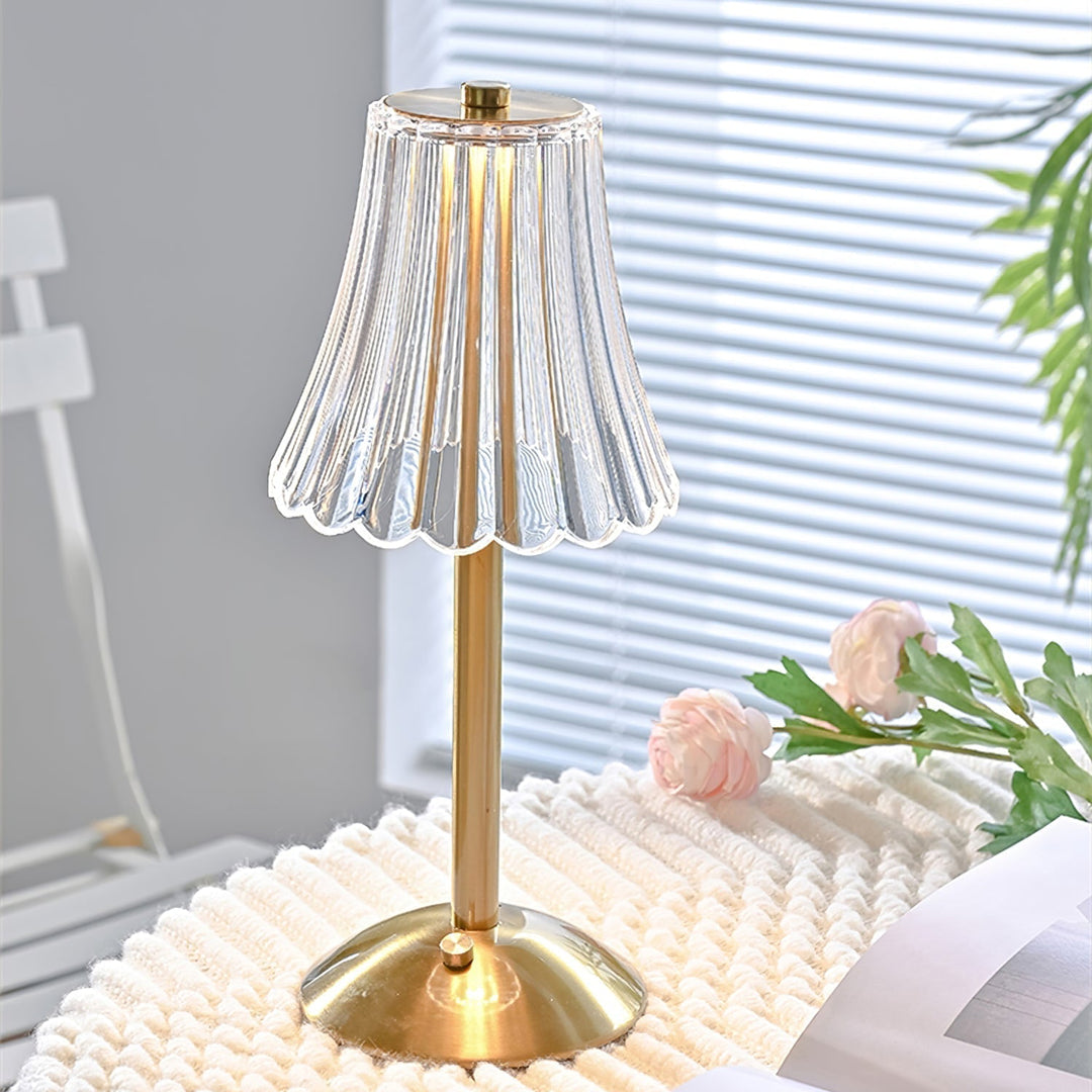 Lisslune | RadiantGold – Elegant Portable Table Lamp