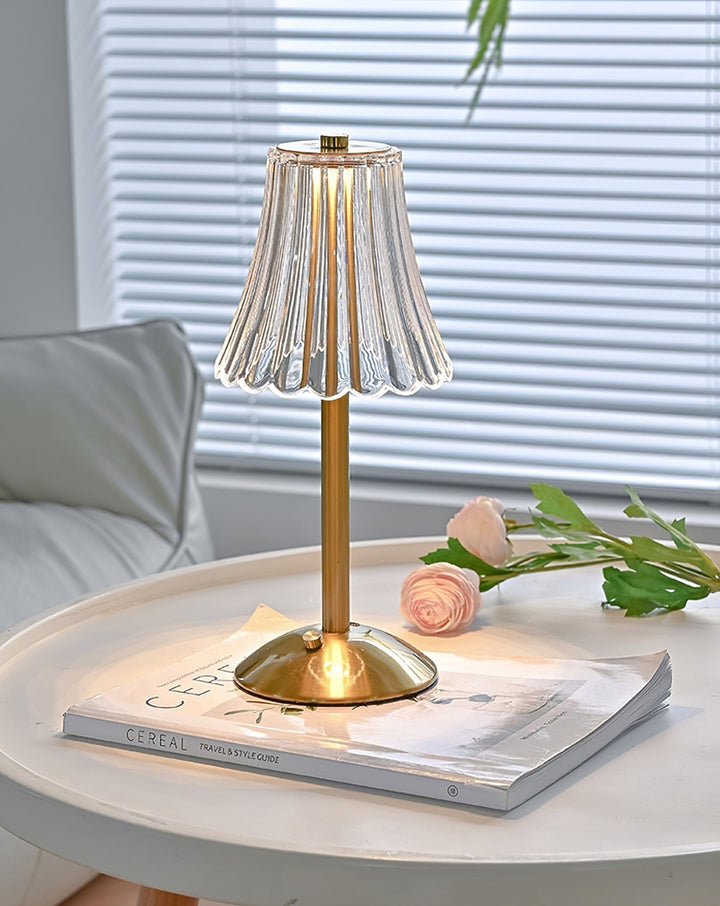 Lisslune | RadiantGold – Elegant Portable Table Lamp