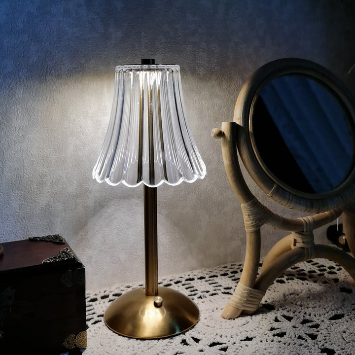 Lisslune | RadiantGold – Elegant Portable Table Lamp