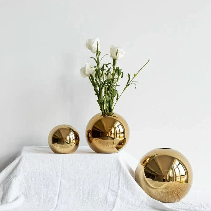 Lisslune | Pia - Beautiful gold ceramic vase