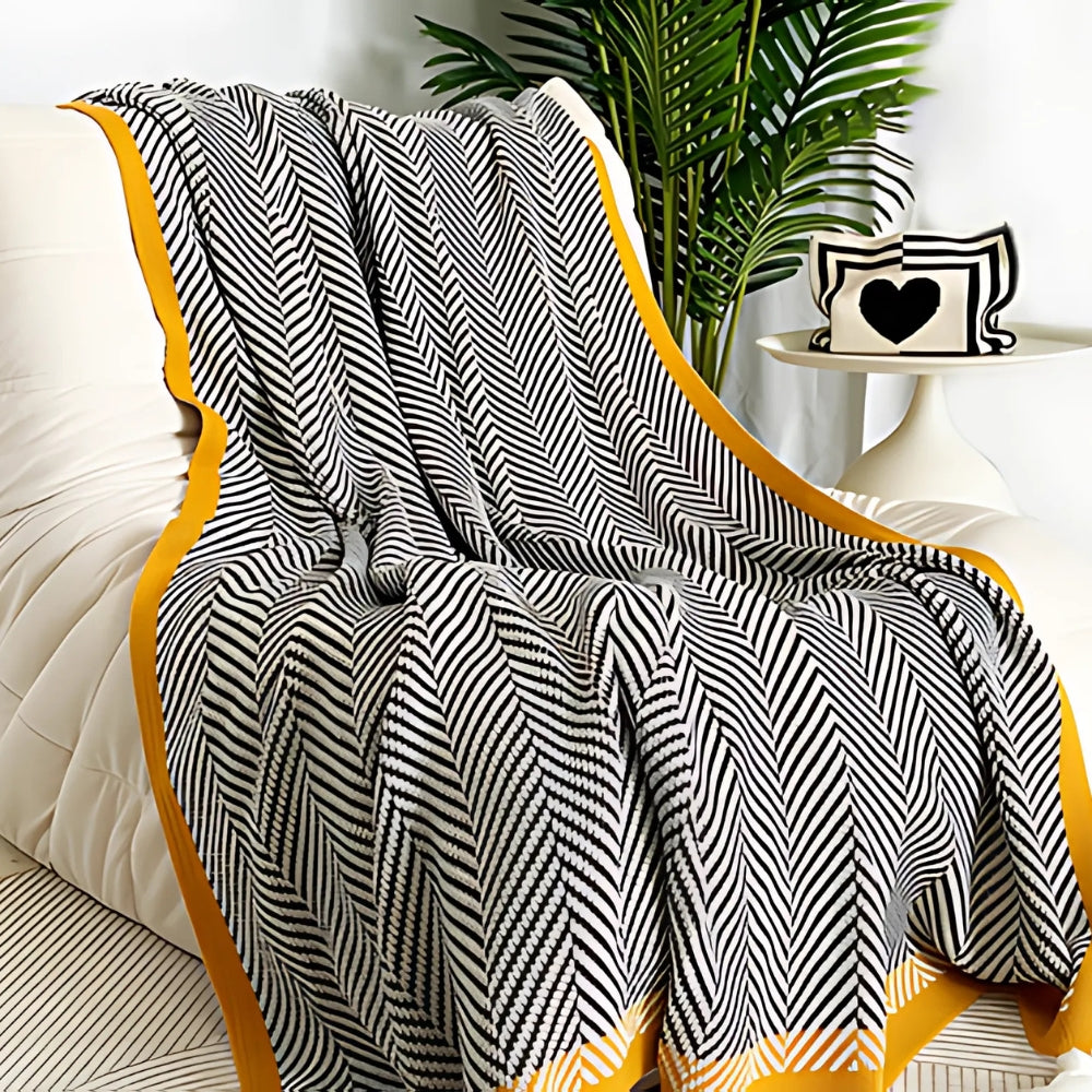 Lisslune | Golden Chevron Luxe Blanket