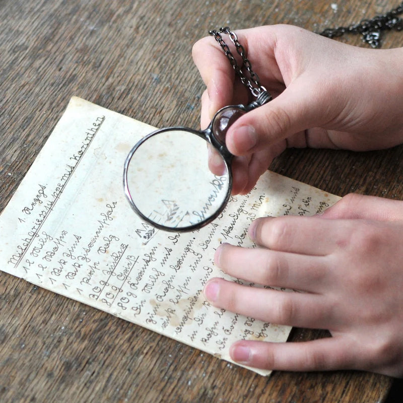 Lisslune | Magnifying necklace
