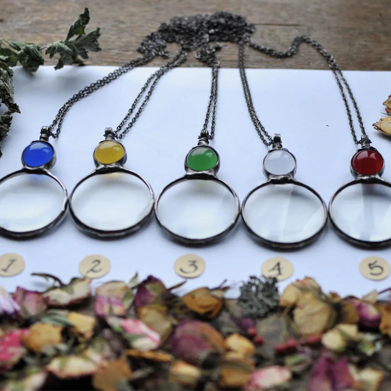 Lisslune | Magnifying necklace