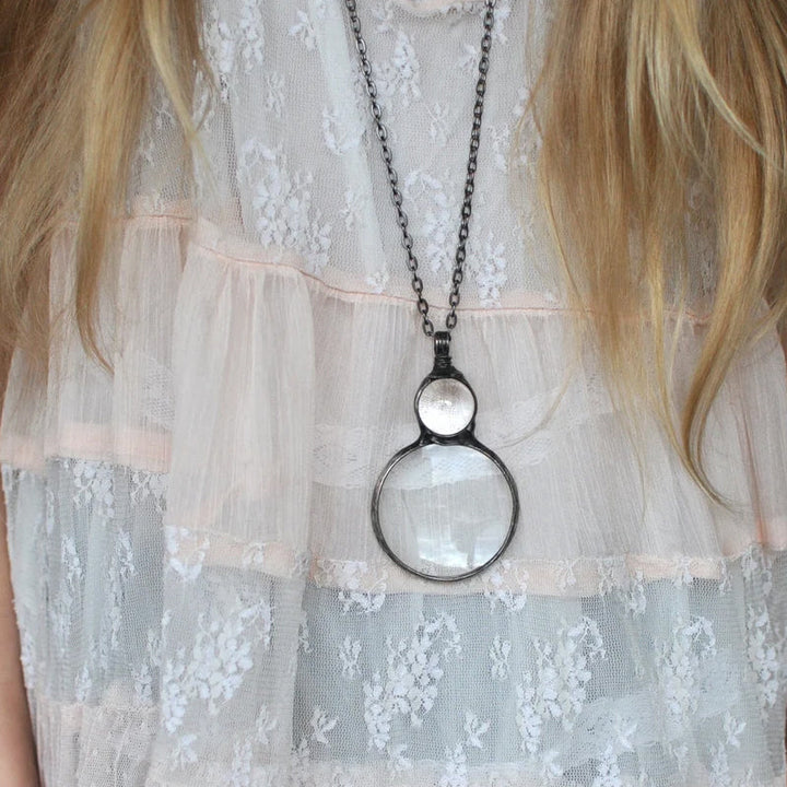 Lisslune | Magnifying necklace