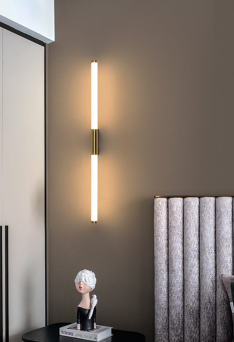 Lisslune | BarGleam – Minimalist Gold Wall Lamp with a Modern Twist