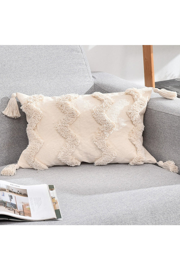 Lisslune | tufted cushion cover