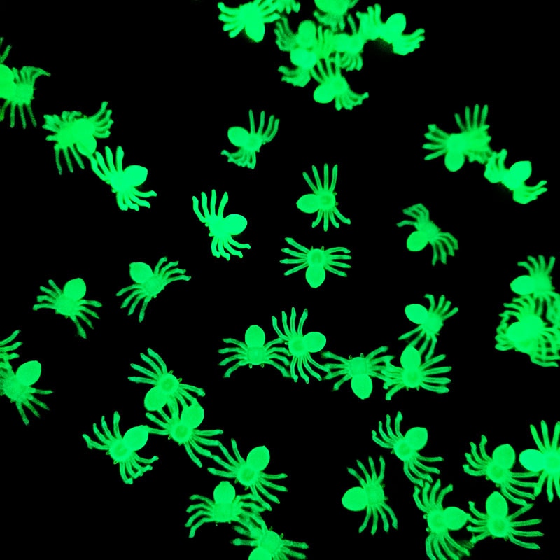 Lisslune | 50Pcs Luminous Glowing Spiders Halloween Decoration