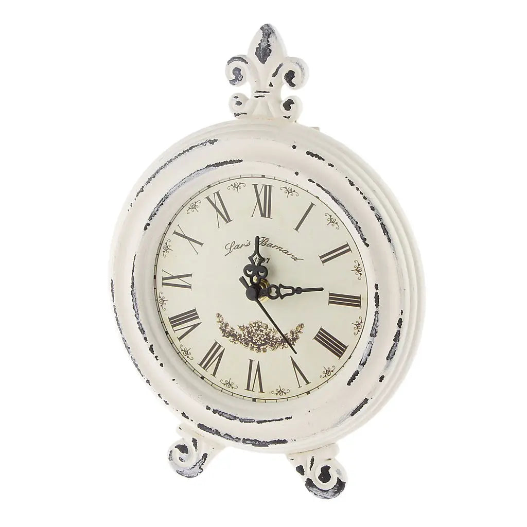 Lisslune | VintageCharm - Elegant border with Roman numerals