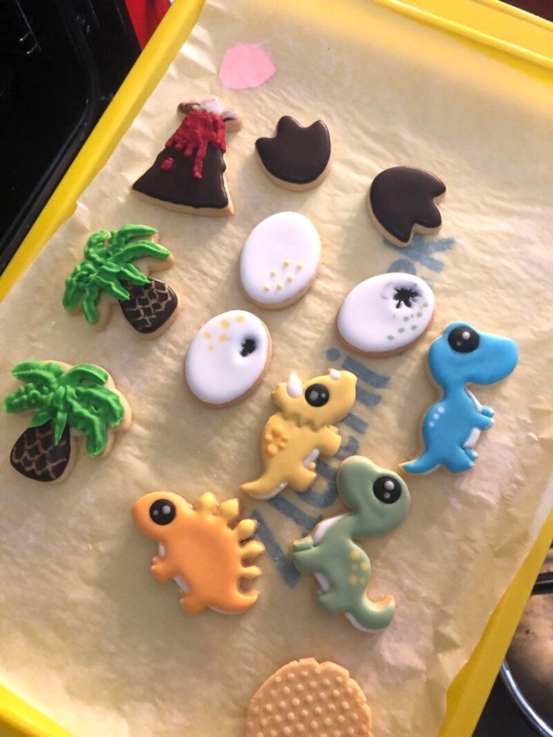 Lisslune | Dino Cookie Cutters 8-piece Set