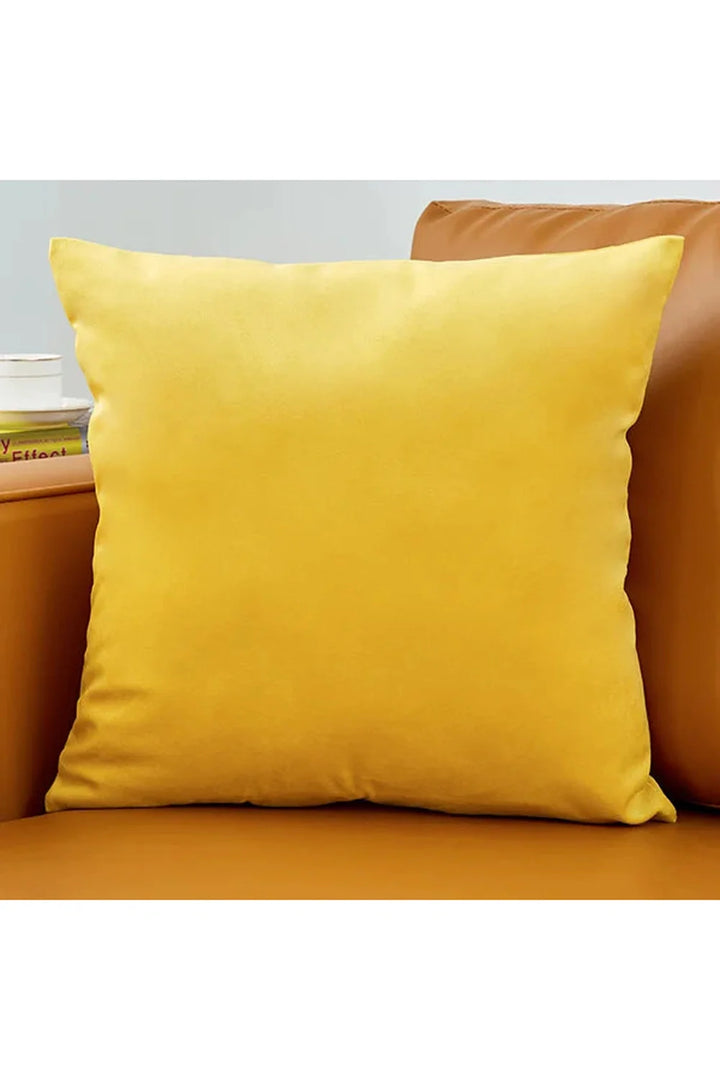 Lisslune | Beige velvet cushion cover