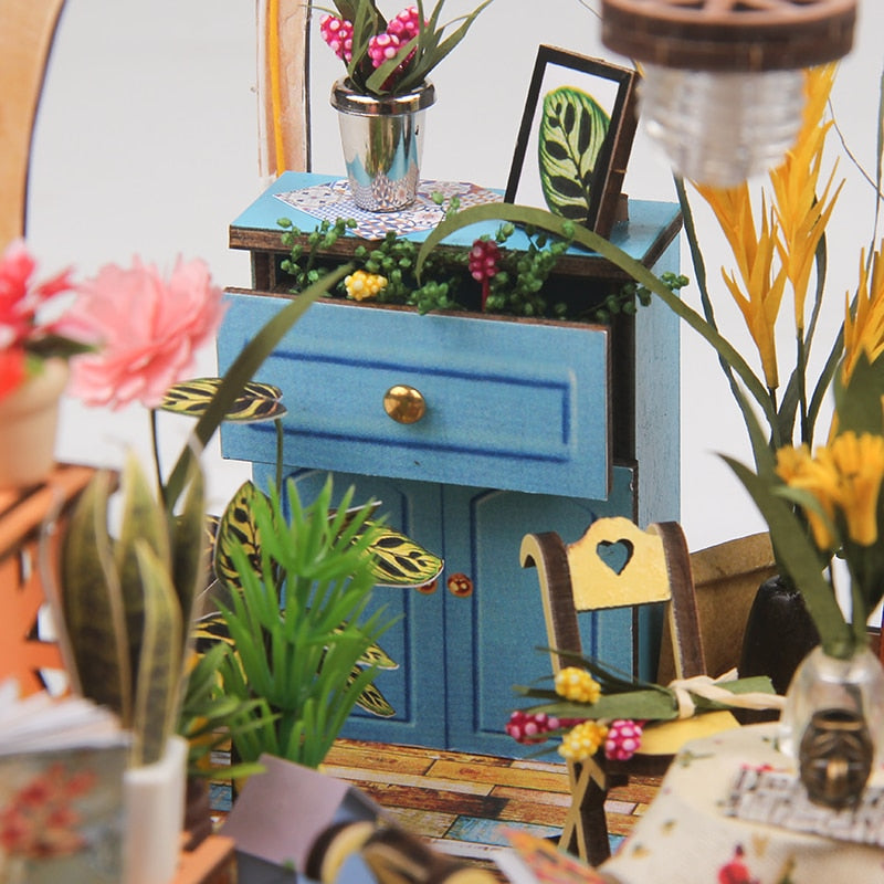 Lisslune | DIY Dream Home Miniature Wooden Doll House