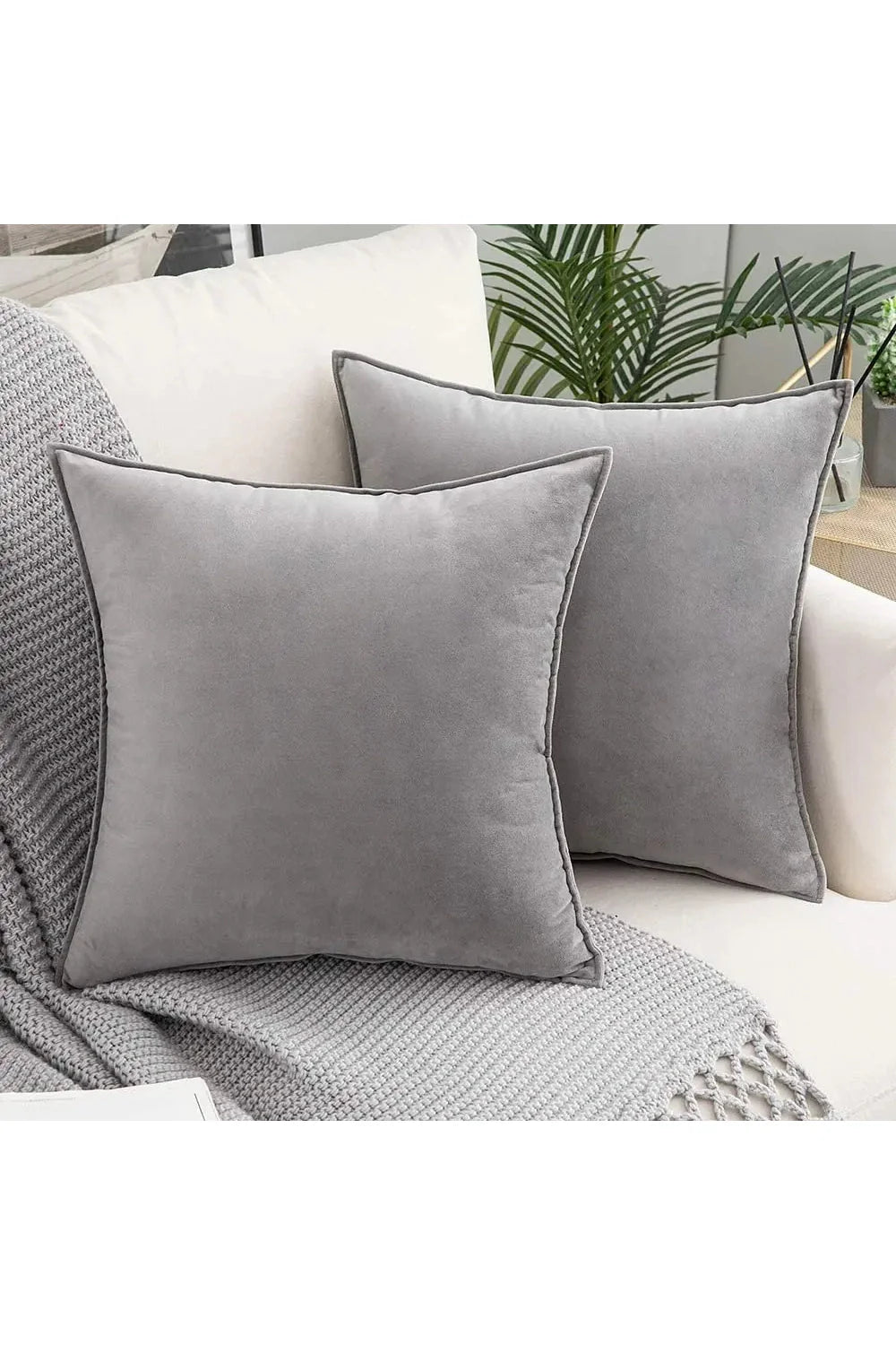 Lisslune | Velvet Cushion Cover