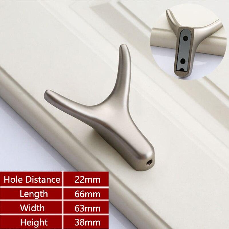 Lisslune | Chic Bull Head Wall Hook for Functional Home Organization in Various Designs