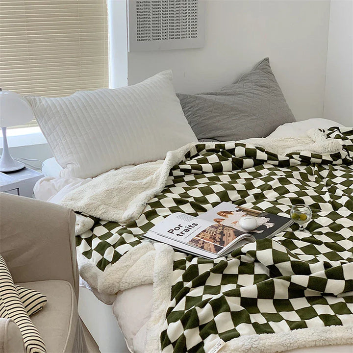 Rynx | Retro-Checkerboard-Plush-Throw-Blanket for Sofa, Chair, Nap, Double, Soft, Warm, Polar Fleece Blankets, Plaid Plush Bedspread