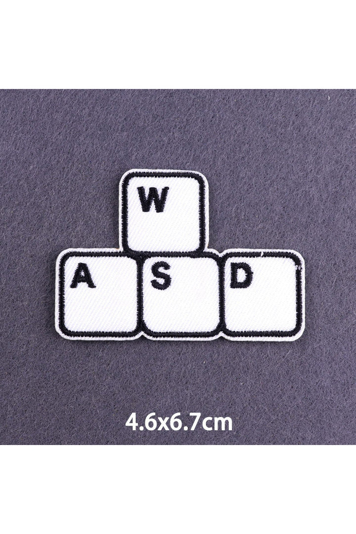 Lisslune | themed embroidered patches
