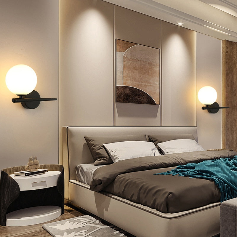 Lisslune | BulbAura - Scandinavian Wall Lamp