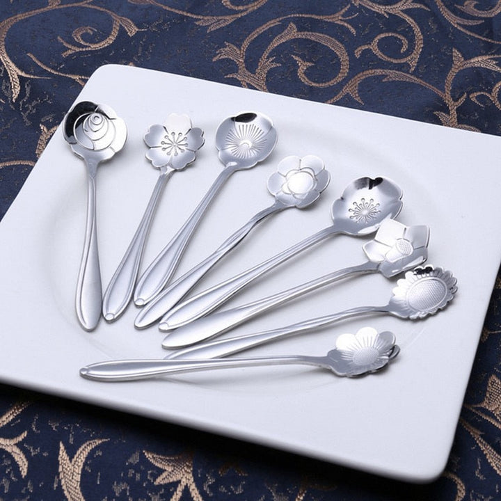 Lisslune | 8-piece stainless steel teaspoon set with flower design