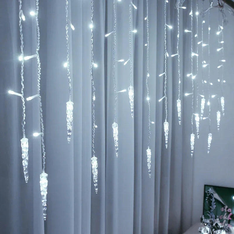 Lisslune | Snowlit - LED light curtain for outdoors