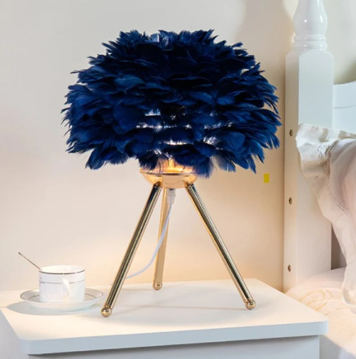 Lisslune | Table Lamp - FeatherLux - Dimmable Light - Elegant Feather Design