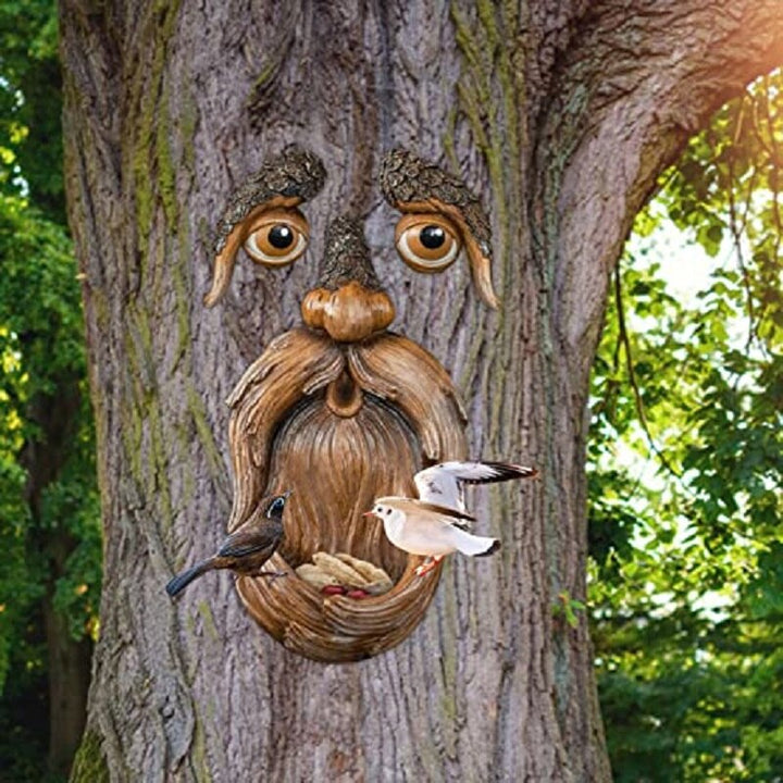 Lisslune | Eyes of Nature: Tree Face Bird Feeder Station