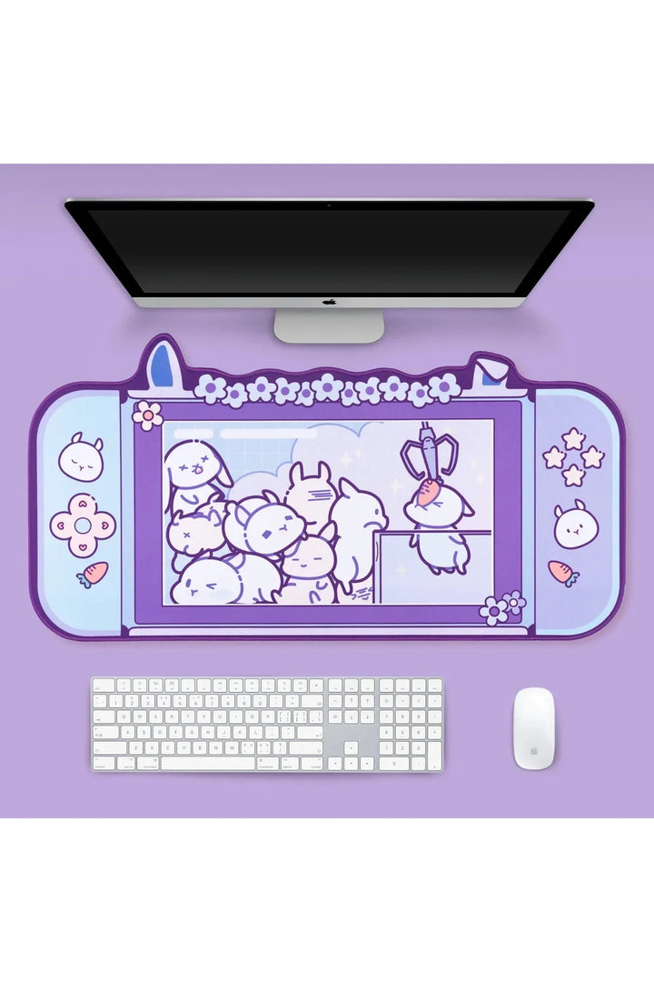 Lisslune | Trap Deskmat