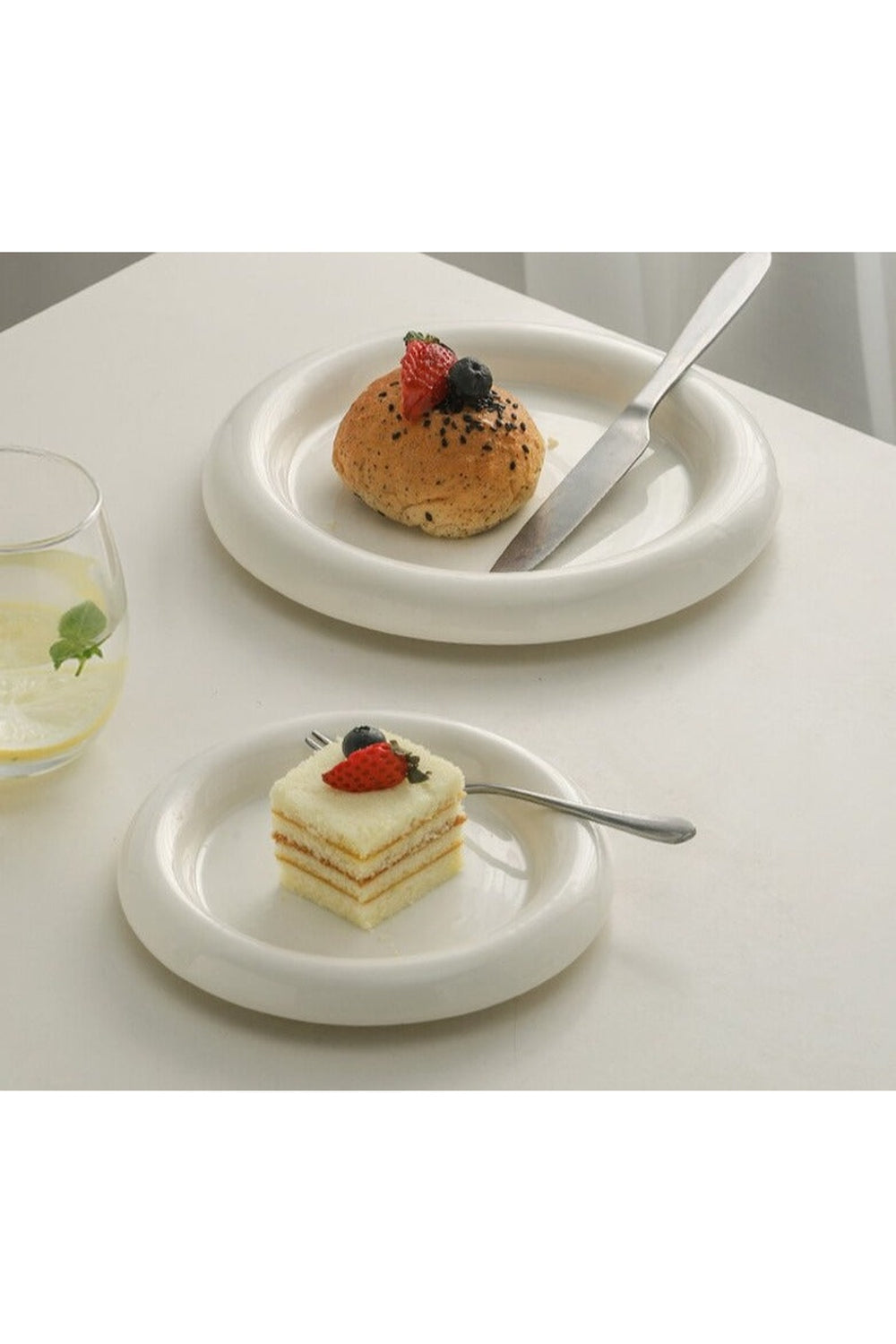 Lisslune | White ceramic plate