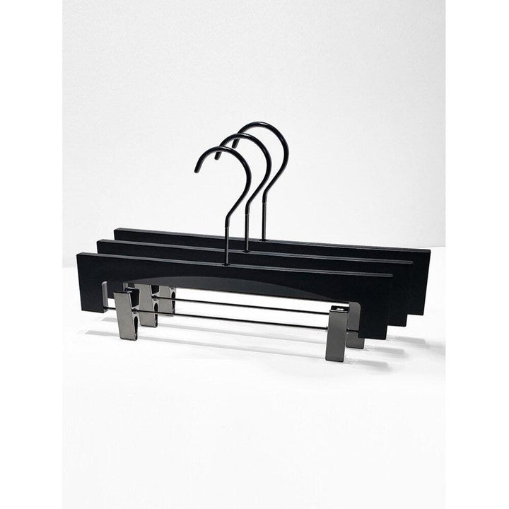 Lisslune | Adjustable plastic clips for effortless wardrobe organizing
