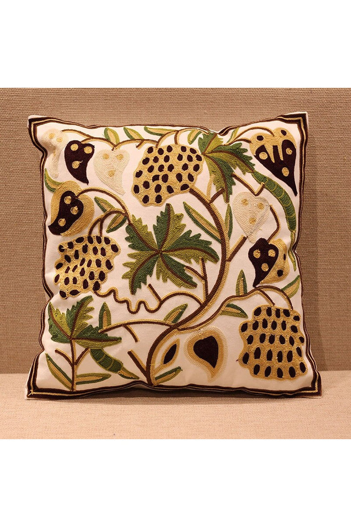 Lisslune | Flower Accent Cushion