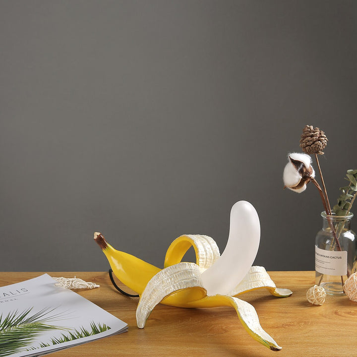 Lisslune | GoldenBanana - Elegant Art Deco Table Lamp