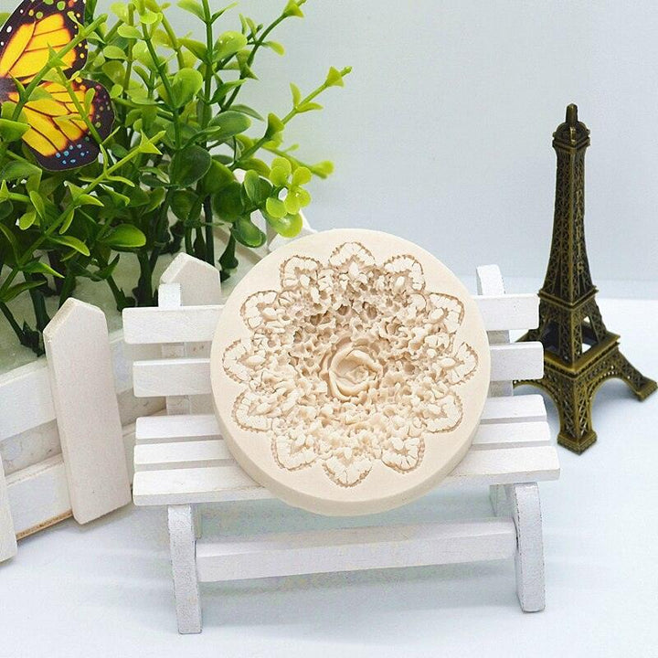 Lisslune | Elegant Silicone Flower Shape for Cake Decoration