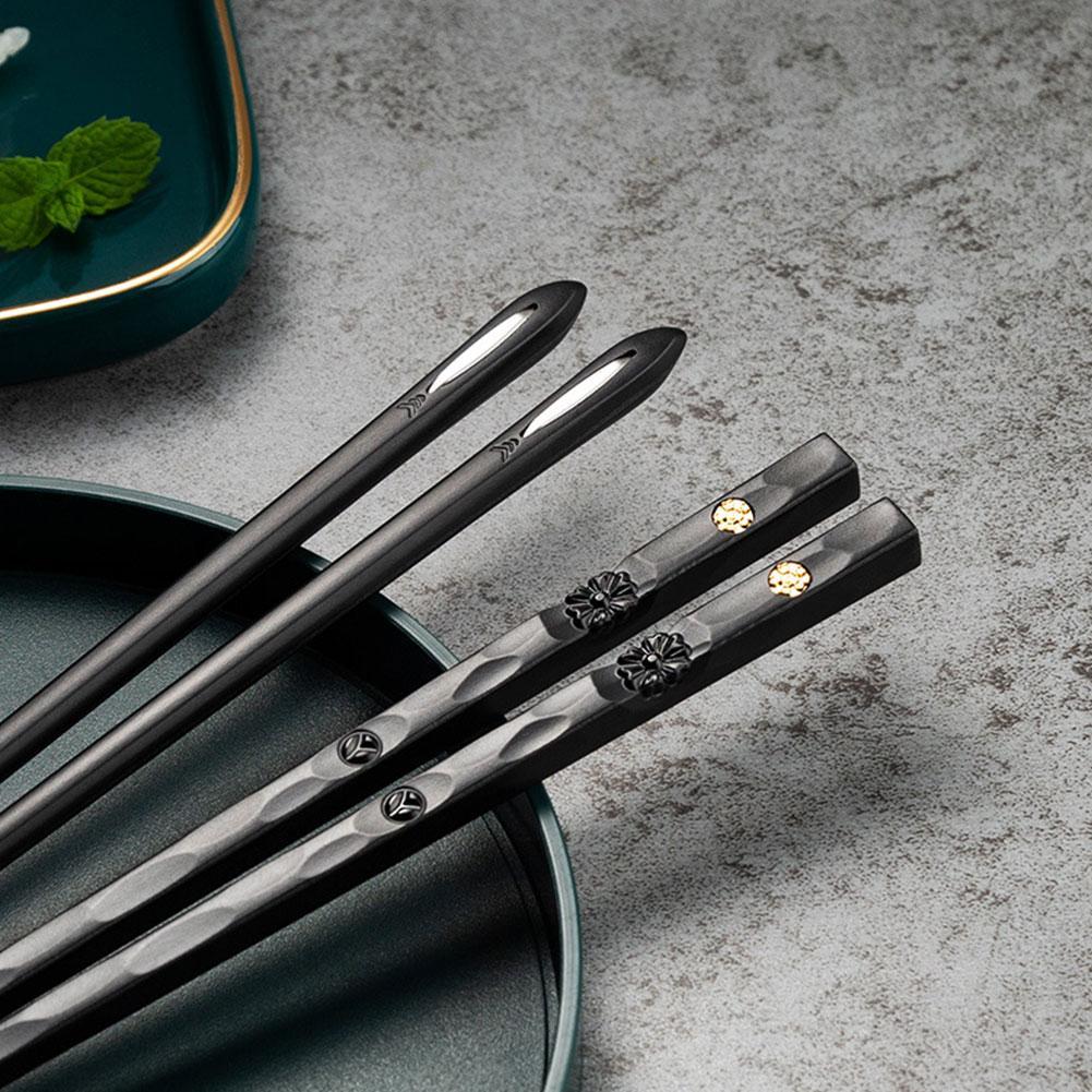 Lisslune | DineLux – Luxurious Chopstick Set with Refined Designs (5 Pairs)