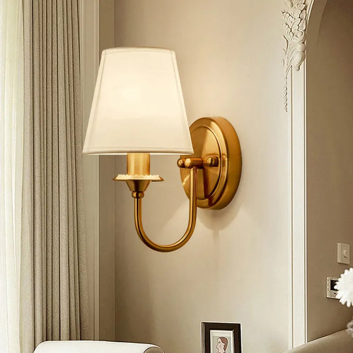 Lisslune | BeamGlow – LED Wall Lamp with Stylish American Design