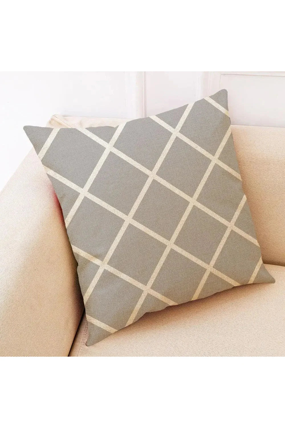 Lisslune | gray geometric pillowcase