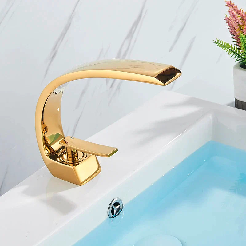 Lisslune | UniqueHahn | Luxurious Fitting for Bathroom Style