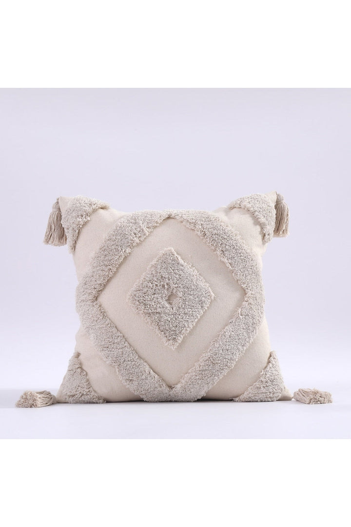 Lisslune | tufted cushion cover
