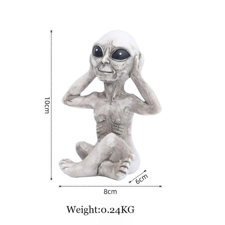 Lisslune | Extraterrestrial Joy: Fantastic Alien Figures Garden Set