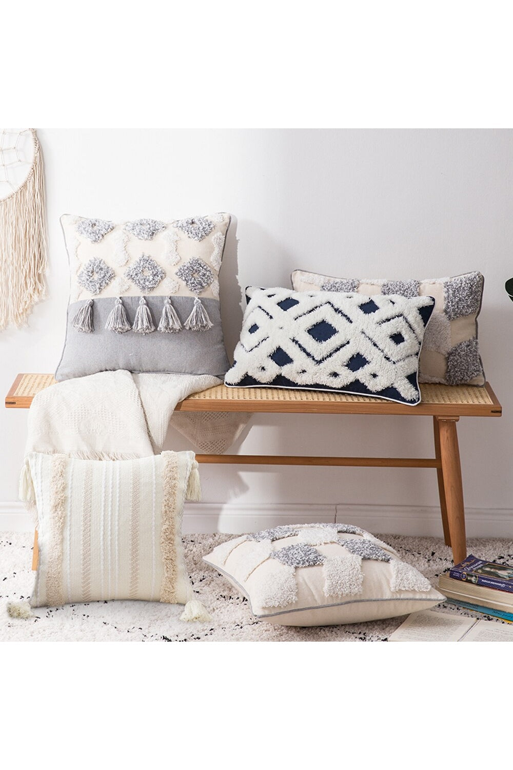 Lisslune | tufted cushion cover