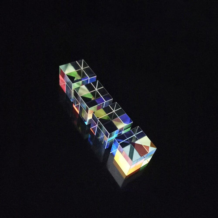 Lisslune | Optical prism cube