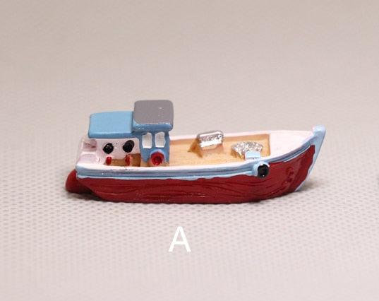Lisslune | Nautical Charm: Exquisite Handcrafted Sailboat Sculpture