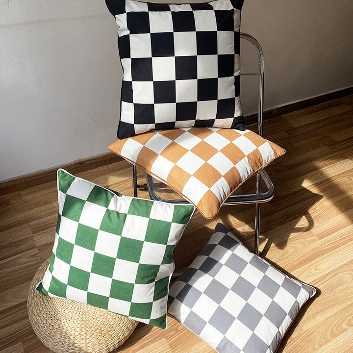 Lisslune | Skakternet Pillowcase – Stylish and Modern Design for Your Home
