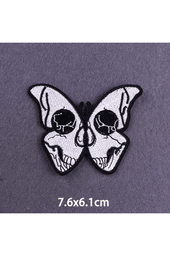 Lisslune | themed embroidered patches
