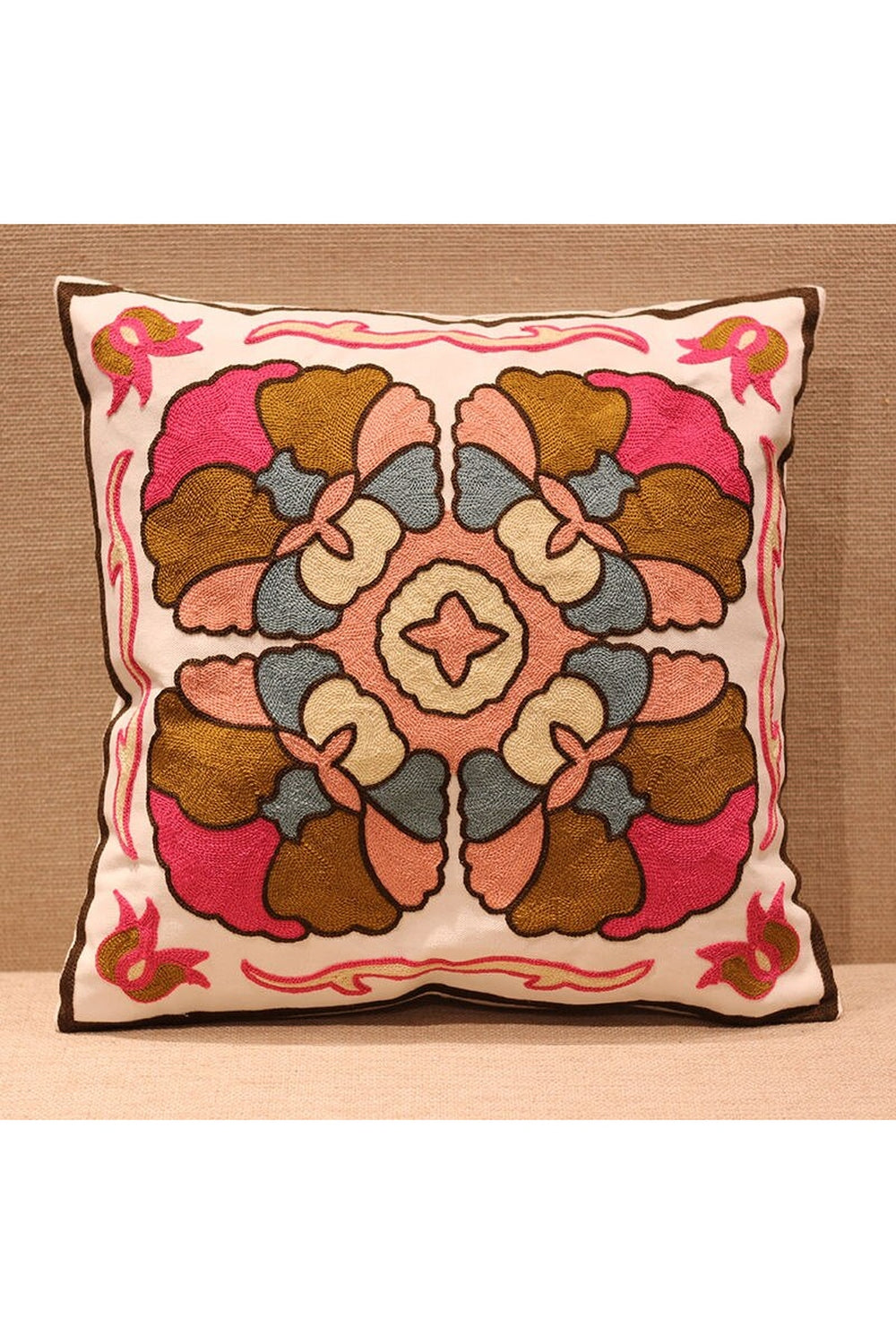 Lisslune | Flower Accent Cushion