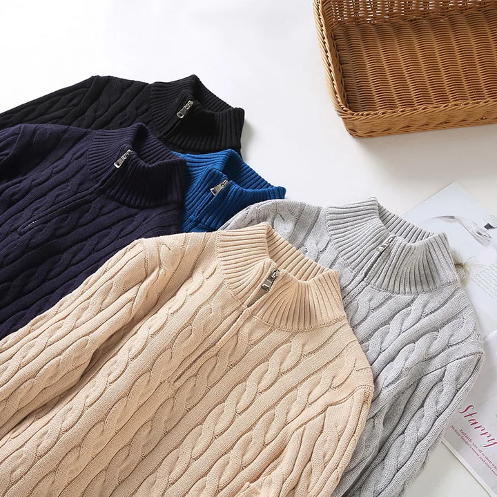 Lisslune | Zipper sweater for men | Stylish knit sweater in cable pattern with V-neck and zipper