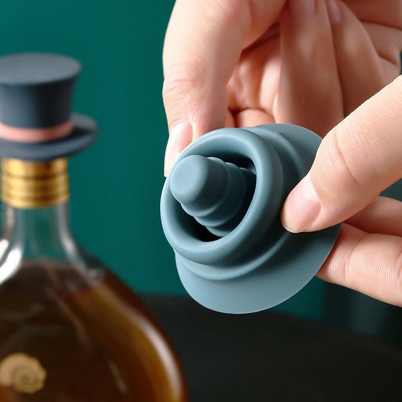 Lisslune | Reusable Silicone Cylinder Hat Wine Stopper