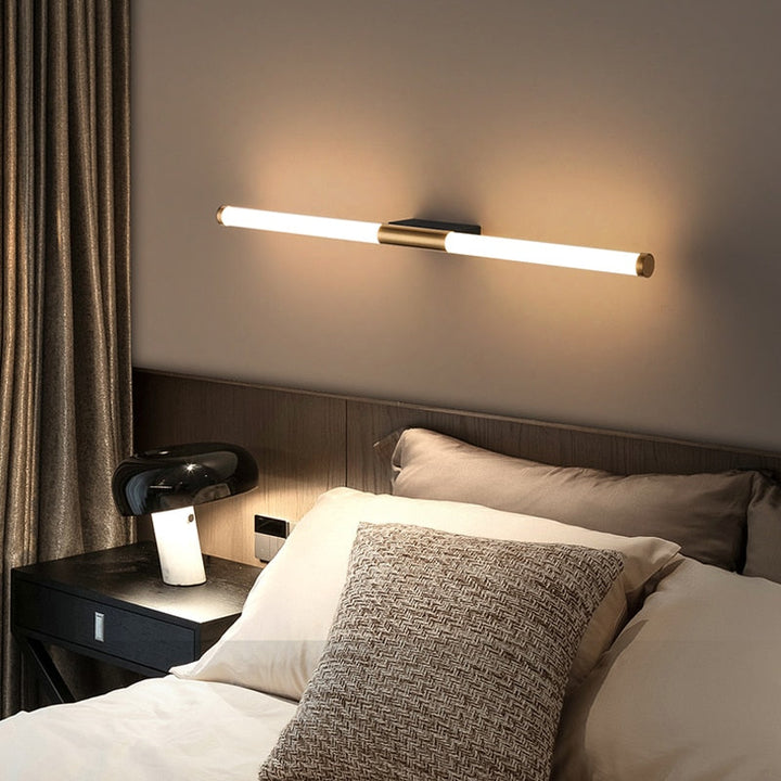Lisslune | BarGleam – Minimalist Gold Wall Lamp with a Modern Twist